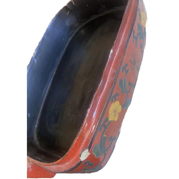 Antique Chinese porcelain lacquered stacking Wedding box, 3 tier. 11”x8”x7” - Picture 13 of 15